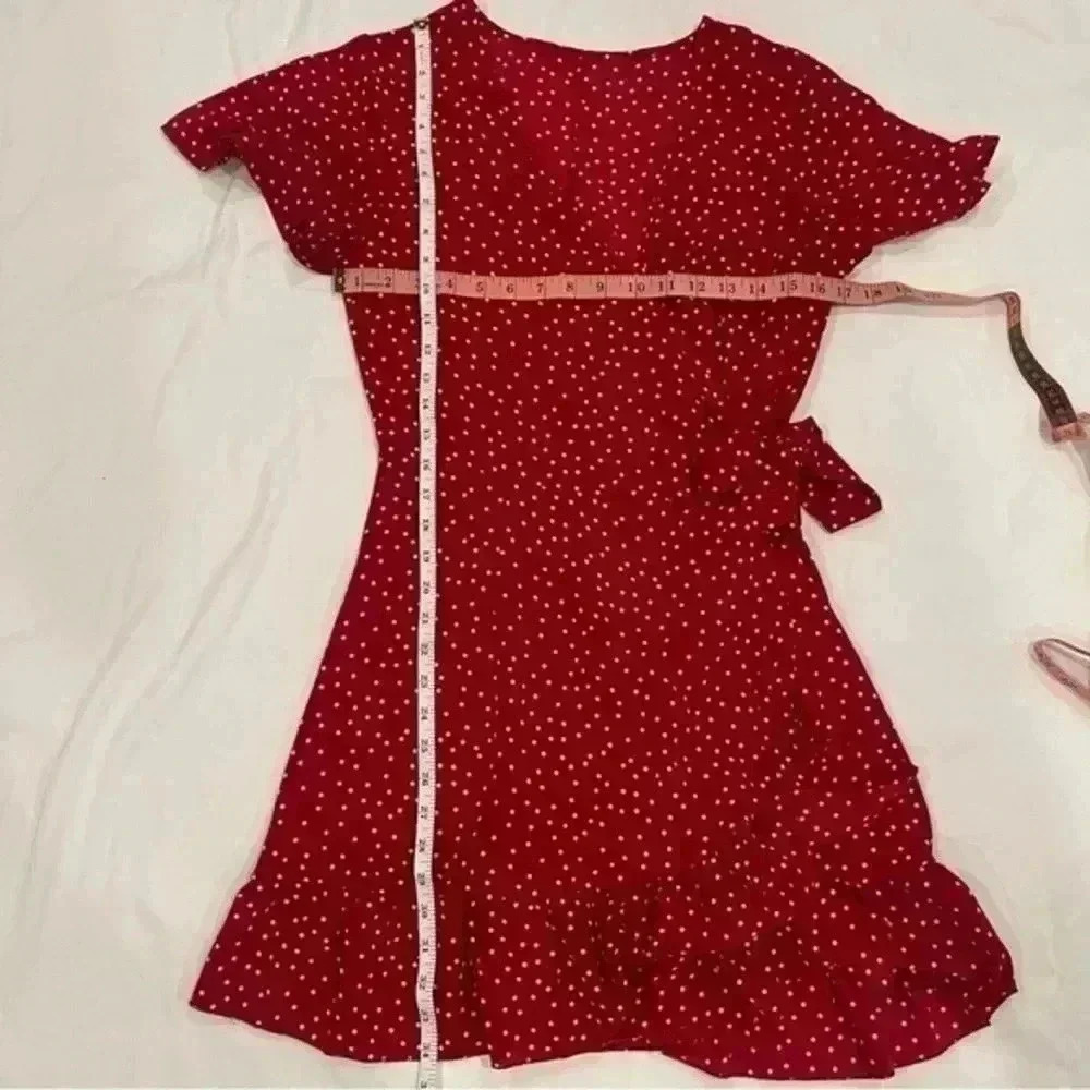 Short wrap dress from‎ Amazon - Picture 5 of 7